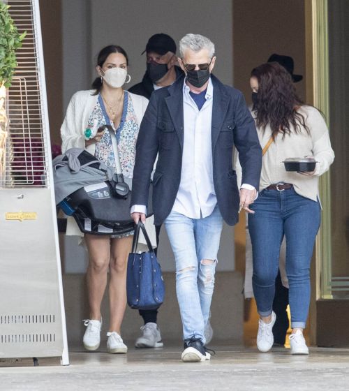 Katharine McPhee and David Foster Enjoys at a Birthday Brunch in Beverly Hills 03/25/2021 5