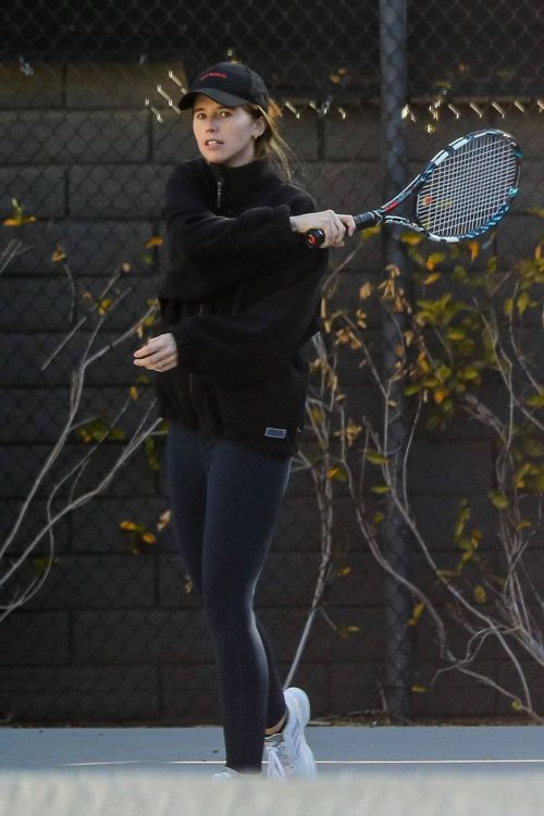 Katherine Schwarzenegger Enjoys at a Tennis Court in Santa Monica 03/23/2021 3