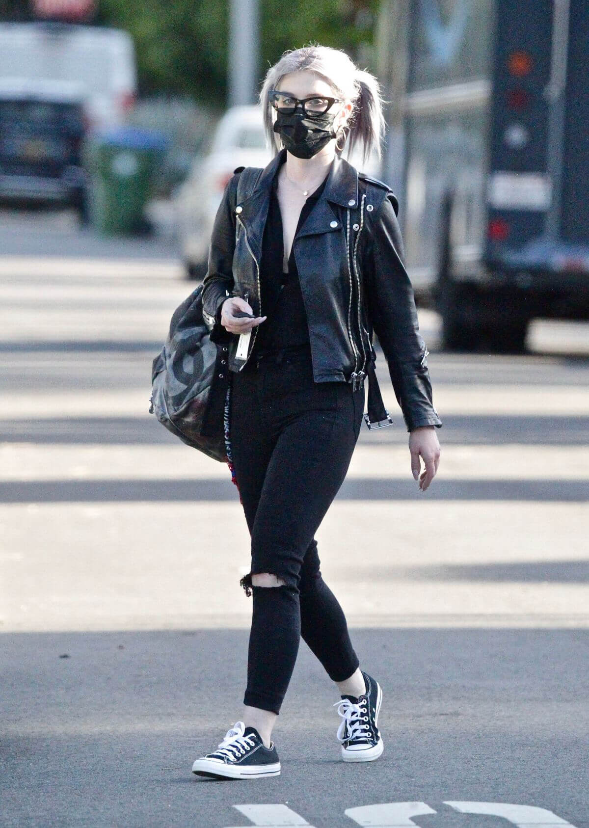 Kelly Osbourne is Seen Leaving Her Brother Jack House in Los Angeles 03/21/2021 6