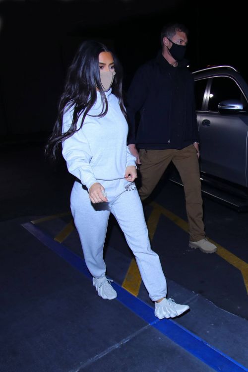 Kim Kardashian Seen at a McDonalds in Calabasas 03/16/2021 4