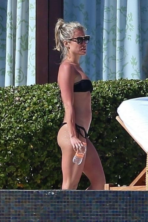 Kristin Cavallari Enjoys in Bikini on Vacation in Cabo San Lucas 03/19/2021