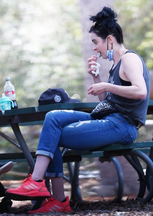 Krysten Ritter Steps Out in Ojai 03/21/2021 4