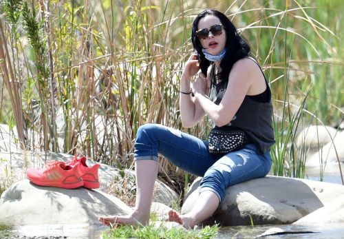 Krysten Ritter Steps Out in Ojai 03/21/2021 6