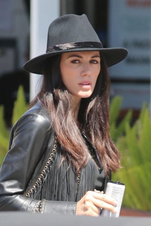 Lavinia Postolache Out and About in Los Angeles 03/24/2021 3