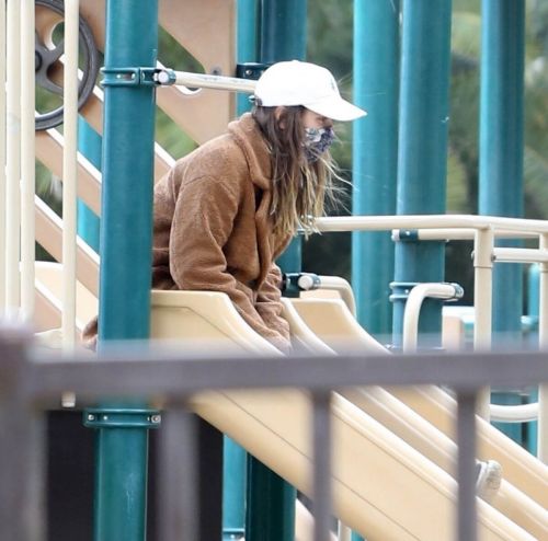 Leighton Meester Seen at a Park in Los Angeles 03/25/2021 2