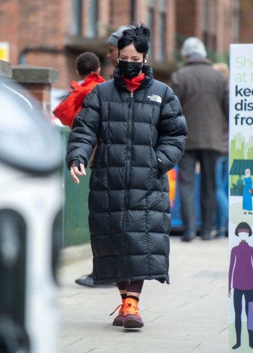 Lily Allen Steps Out to a Gym Session 03/13/2021 1