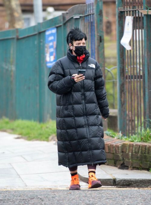 Lily Allen Steps Out to a Gym Session 03/13/2021 2