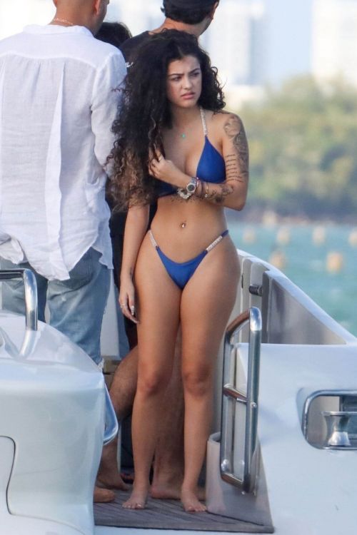 Malu Trevejo Enjoys in Bikini at a Boat in Miami Beach 03/11/2021 2