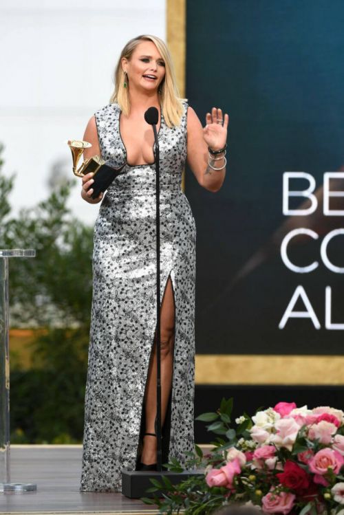 Miranda Lambert attends 2021 Grammy Awards in Los Angeles 03/14/2021 2