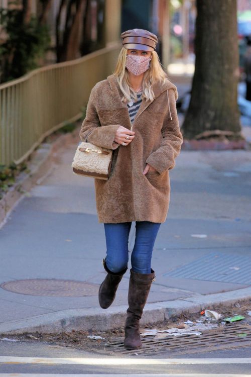 Nicky Hilton in a Beige Coat Out and About in New York 02/24/2021 1