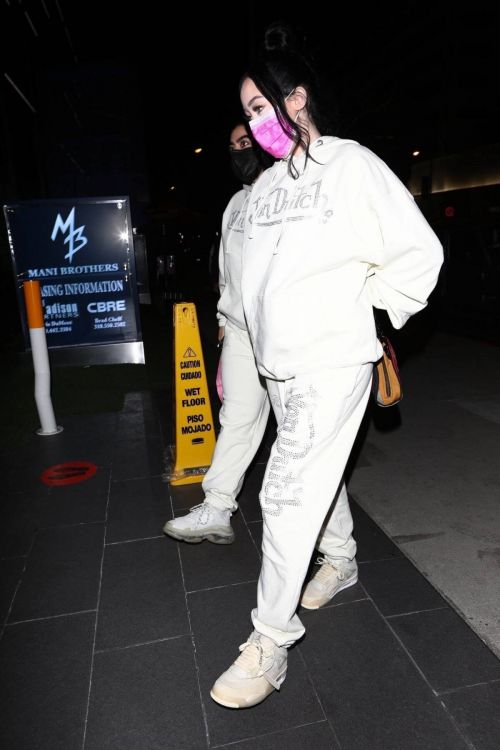 Noah Cyrus Steps Out for Dinner in West Hollywood 03/14/2021 1