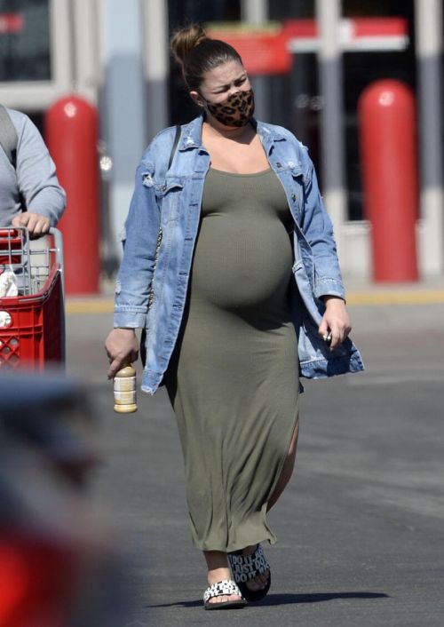 Pregnant Brittany Cartwright Out for Shopping at Target in Hollywood 02/24/2021 5
