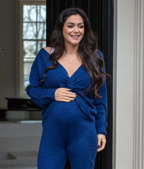Pregnant Casey Batchelor Shows Off Her Baby Bump as She is at Her Home in Hertfordshire 03/11/2021 2