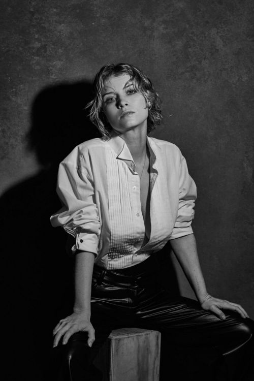 Sarah Jones Photoshoot for 1883 Magazine, 2021 1