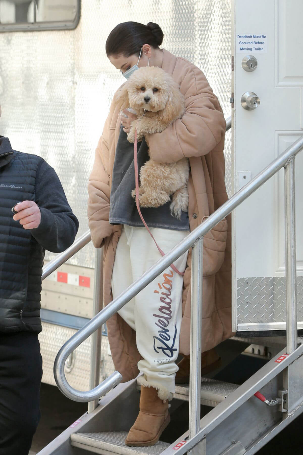 Selena Gomez with her Pet arrives on the Set of 'Only Murders in the Building' in New York 03/10/2021