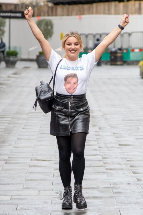 Sian Welby is Leaving Capital FM in London 03/12/2021 1