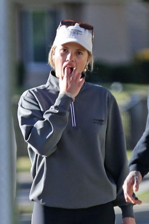 Sofia Richie Day Out in Los Angeles 02/24/2021 8