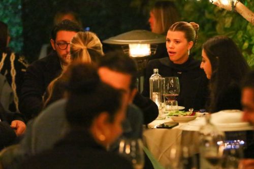 Sofia Richie Night Out for Dinner at Giorgio Baldi in Santa Monica 03/12/2021 4