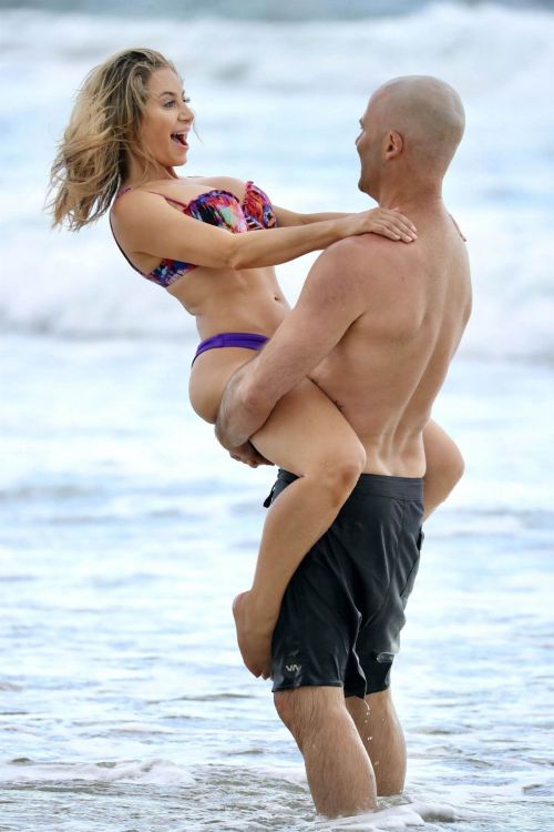Sonja Marcelline and Mike Gunner Enjoys at a Beach in Gold Coast 02/23/2021 5
