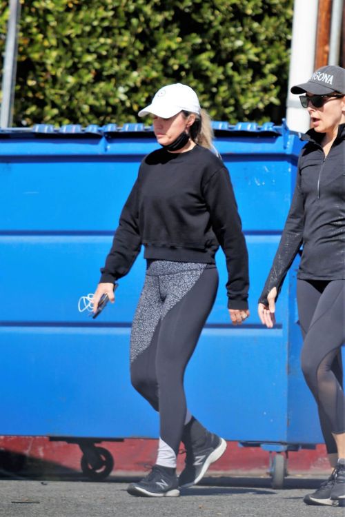 Teddi Mellencamp Hikinig with Friend in Los Angeles 02/24/2021 4