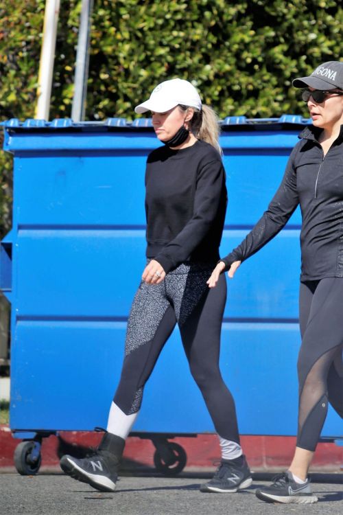 Teddi Mellencamp Hikinig with Friend in Los Angeles 02/24/2021 5