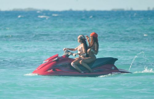 Winnie Harlow on Vacation as She Rides The Waves On A Jet Ski During Tropical Trip To Tulum, Mexico 02/24/2021