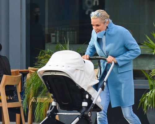 Yolanda Hadid Day Out in New York 03/11/2021 6