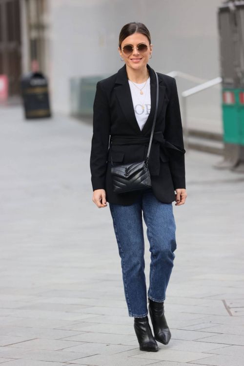 Zoe Hardman is Seen Arriving at Heart Radio in London 03/14/2021 1