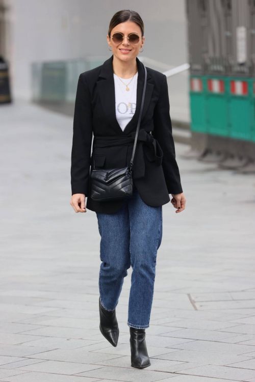 Zoe Hardman is Seen Arriving at Heart Radio in London 03/14/2021 5