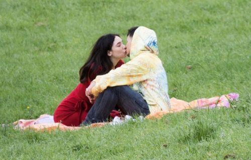 Matilda De Angelis and William Mezzanotte Seen at a Park in Rome 03/25/2021 2