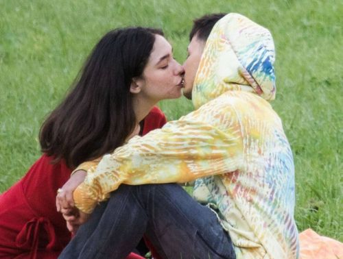 Matilda De Angelis and William Mezzanotte Seen at a Park in Rome 03/25/2021 6