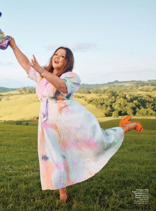 Melissa McCarthy On The Cover Page Of Instyle Magazine, April 2021 4