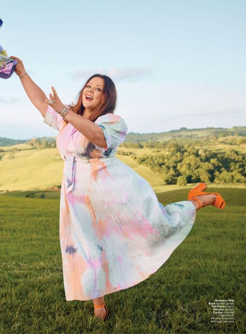 Melissa McCarthy On The Cover Page Of Instyle Magazine, April 2021 2