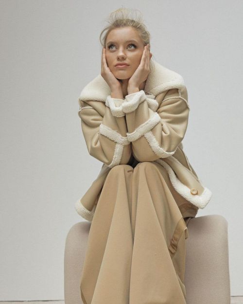 Mia Healey Photoshoot for Stellar Magazine, March 2021 2
