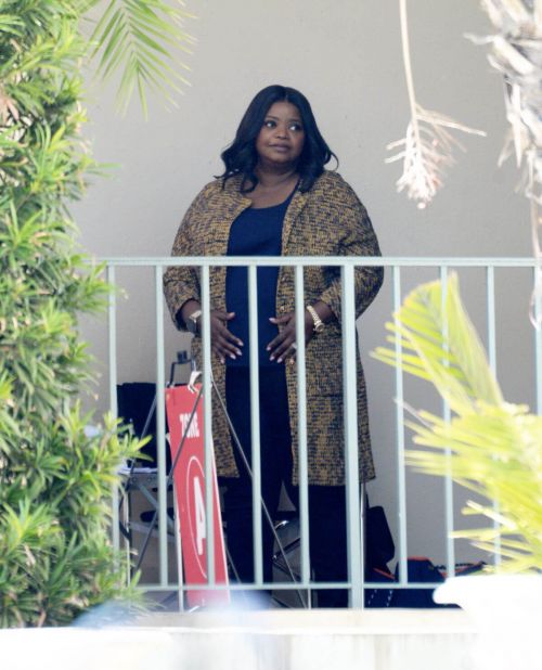 Octavia Spencer Seen on the Set of Truth Be Told in Los Angeles 03/18/2021 4