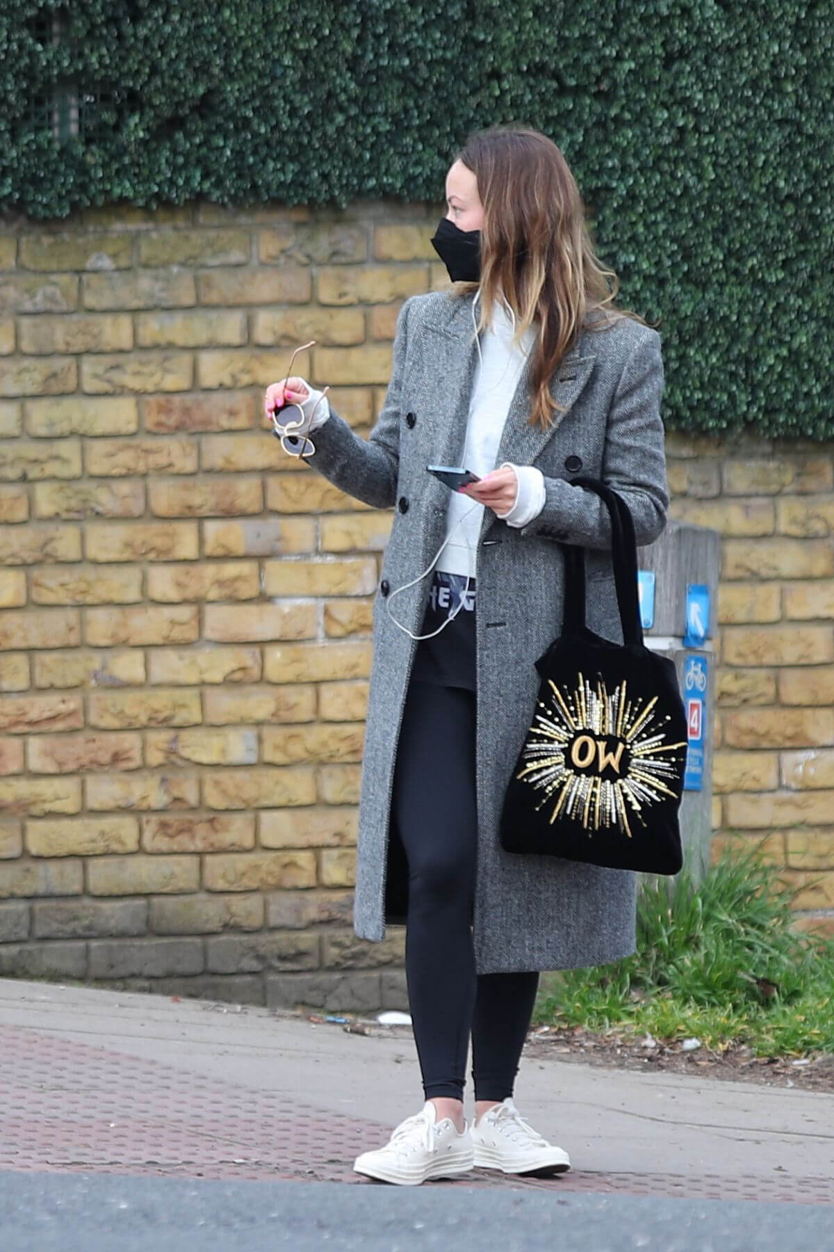 Olivia Wilde Out and About for Coffee in London 03/24/2021