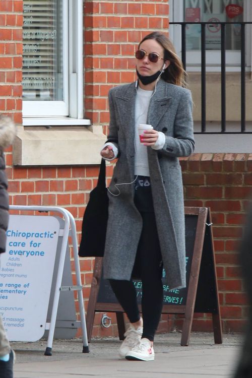 Olivia Wilde Out and About for Coffee in London 03/24/2021 6