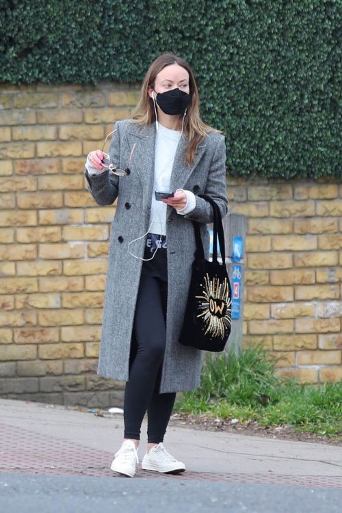 Olivia Wilde Out and About for Coffee in London 03/24/2021 6