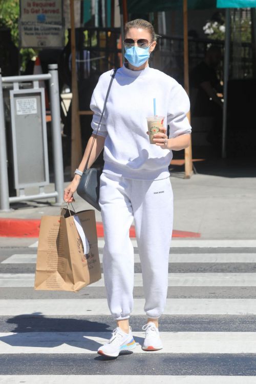 Paige Butcher Steps Out Urth Cafe in West Hollywood 03/22/2021 1