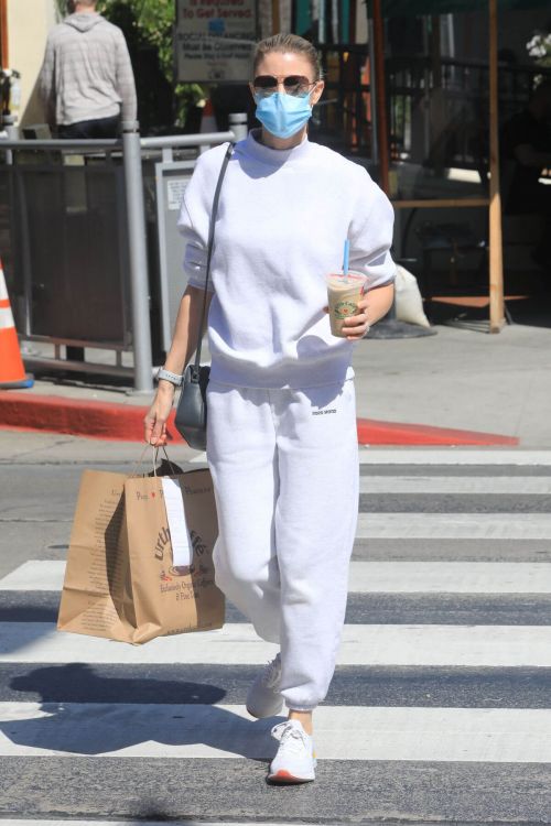 Paige Butcher Steps Out Urth Cafe in West Hollywood 03/22/2021 3