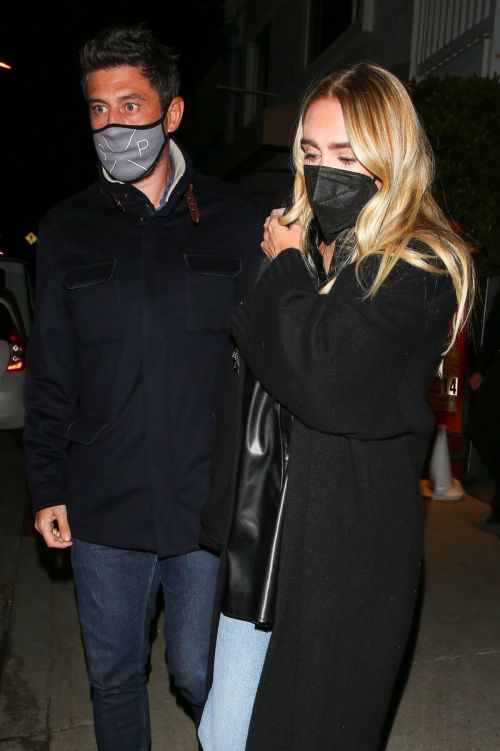 Petra Ecclestone is Leaving Giorgio Baldi in Los Angeles 03/20/2021 6