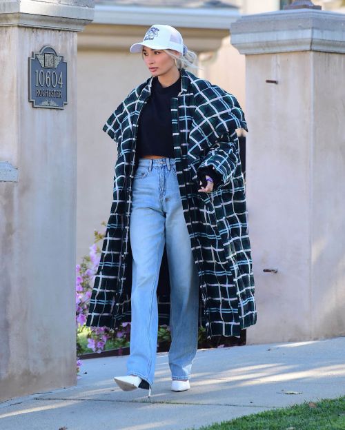 Pia Mia Out and About in Los Angeles 03/25/2021 1