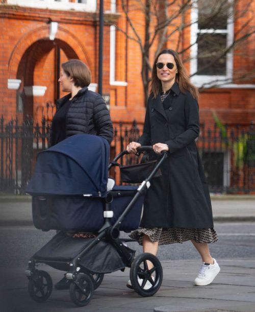 Pippa Middleton Steps Out in Grace 03/23/2021 1
