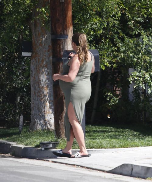 Pregnant Brittany Cartwright Out and About in Los Angeles 03/19/2021 5