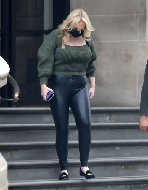 Rebel Wilson is Leaving Her Hotel in London 03/24/2021 5
