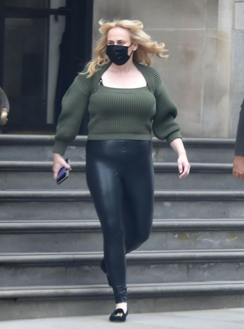 Rebel Wilson is Leaving Her Hotel in London 03/24/2021 6