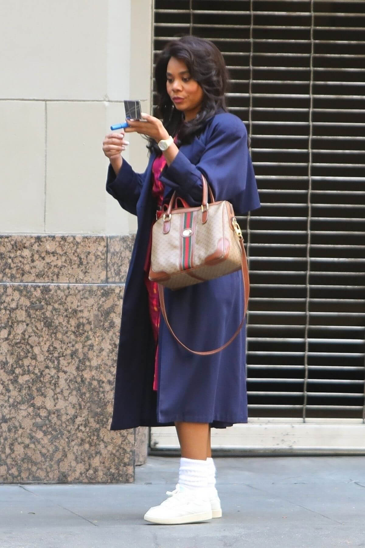 Regina Hall Spotted on the Set of Black Monday in Los Angeles 03/24/2021