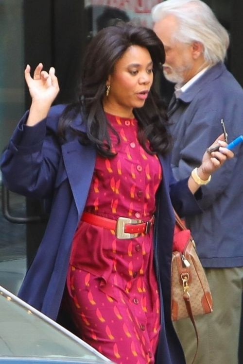 Regina Hall Spotted on the Set of Black Monday in Los Angeles 03/24/2021 2