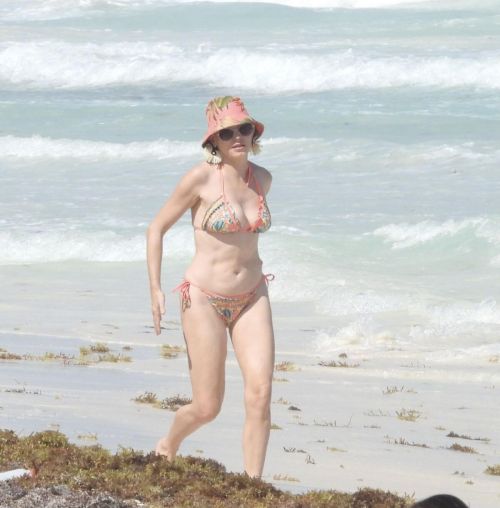 Rose McGowan Enjoys in Bikini at a Beach in Mexico 03/23/2021 2