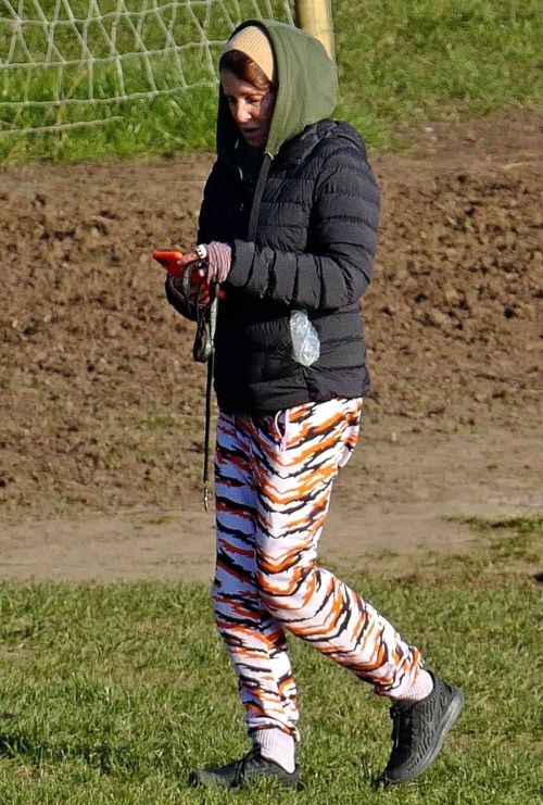 Sadie Frost Steps Out With Her Pet in London 03/24/2021 2